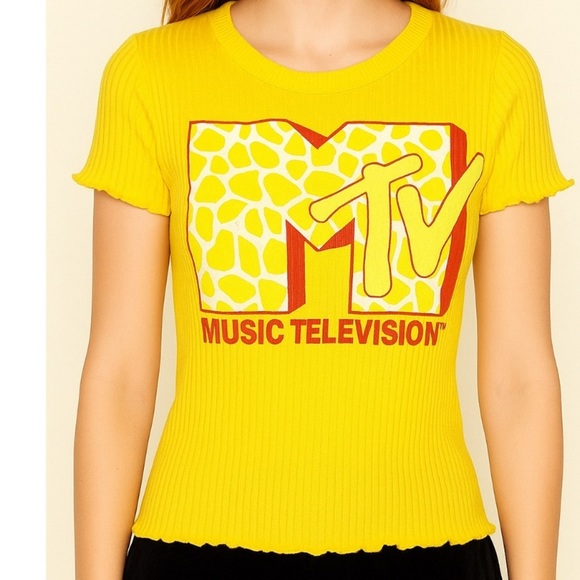 Juniors' MTV T-Shirt Giraffe Print Graphic Baby Tee LARGE, Ochre/mustard yellow - Picture 9 of 9
